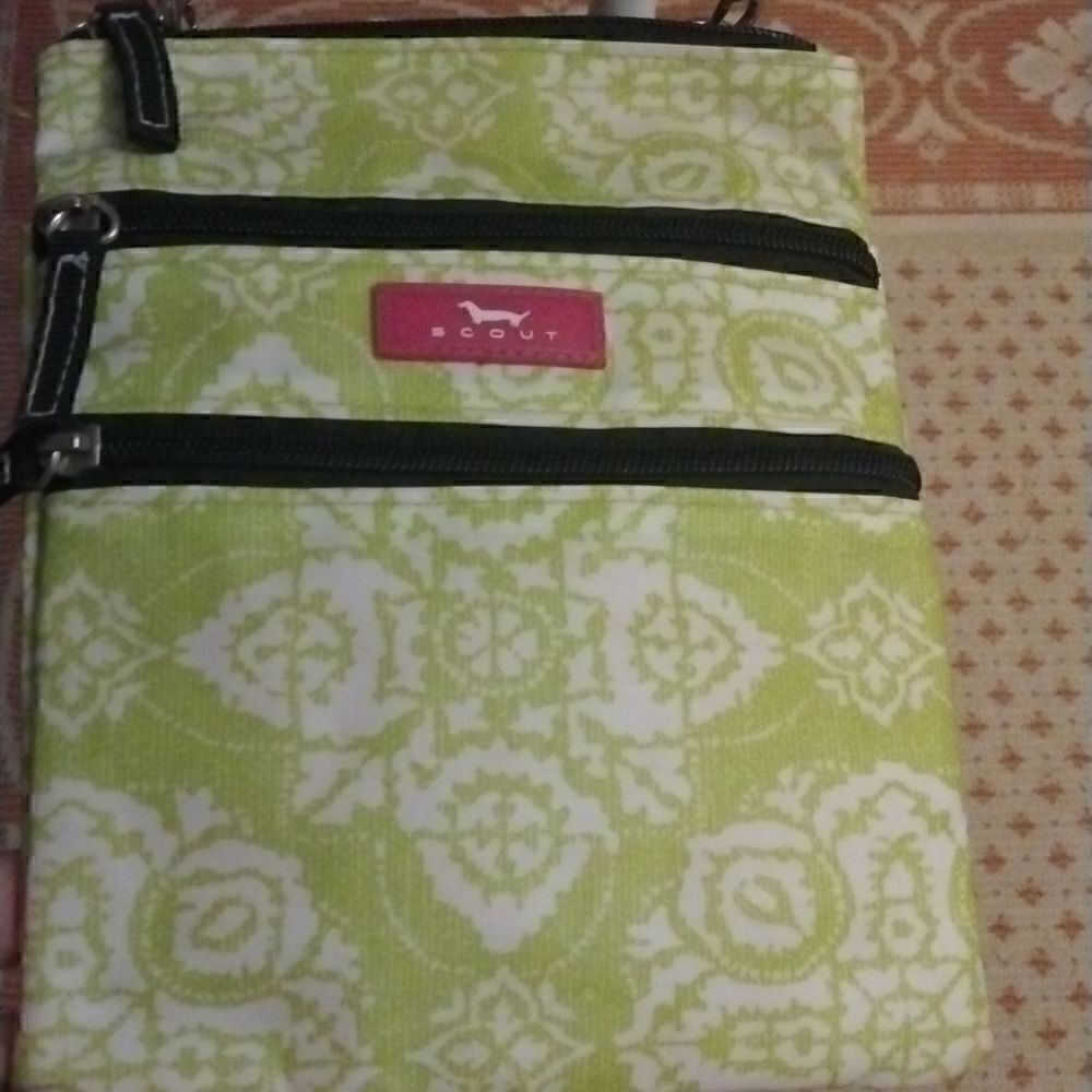 Scout Crossbody   
